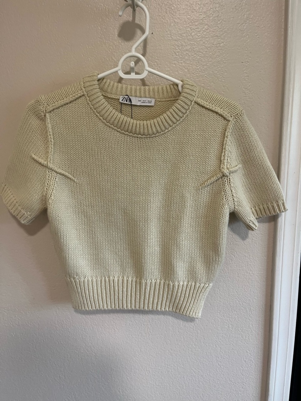 ZARA Cream Knit Short Sleeve Sweater Top
